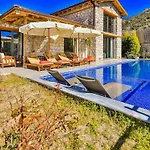 Villa Hestia Eskiomerler