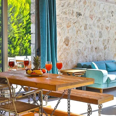 Hestia Villa *